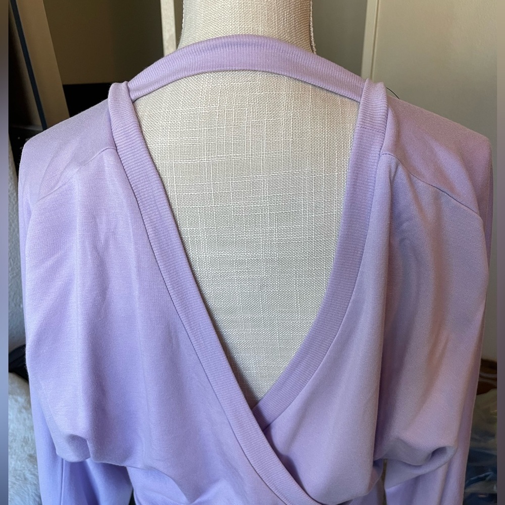 EXPRESS Solid Wrap Front Sweatshirt - Picture 6 of 9